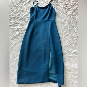 Lulu’s teal dress with asymmetrical top
